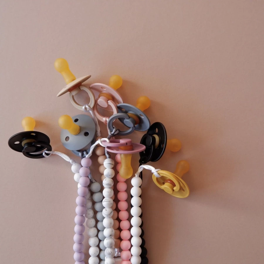Gnash Silo Paci Clip – Secure and Stylish Pacifier Holder for Babies