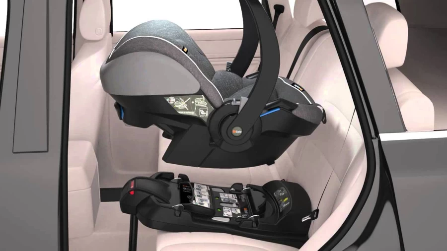 "BeSafe Izi Modular ISOFIX Car Seat Base – Secure & Easy Installation for Child Safety"