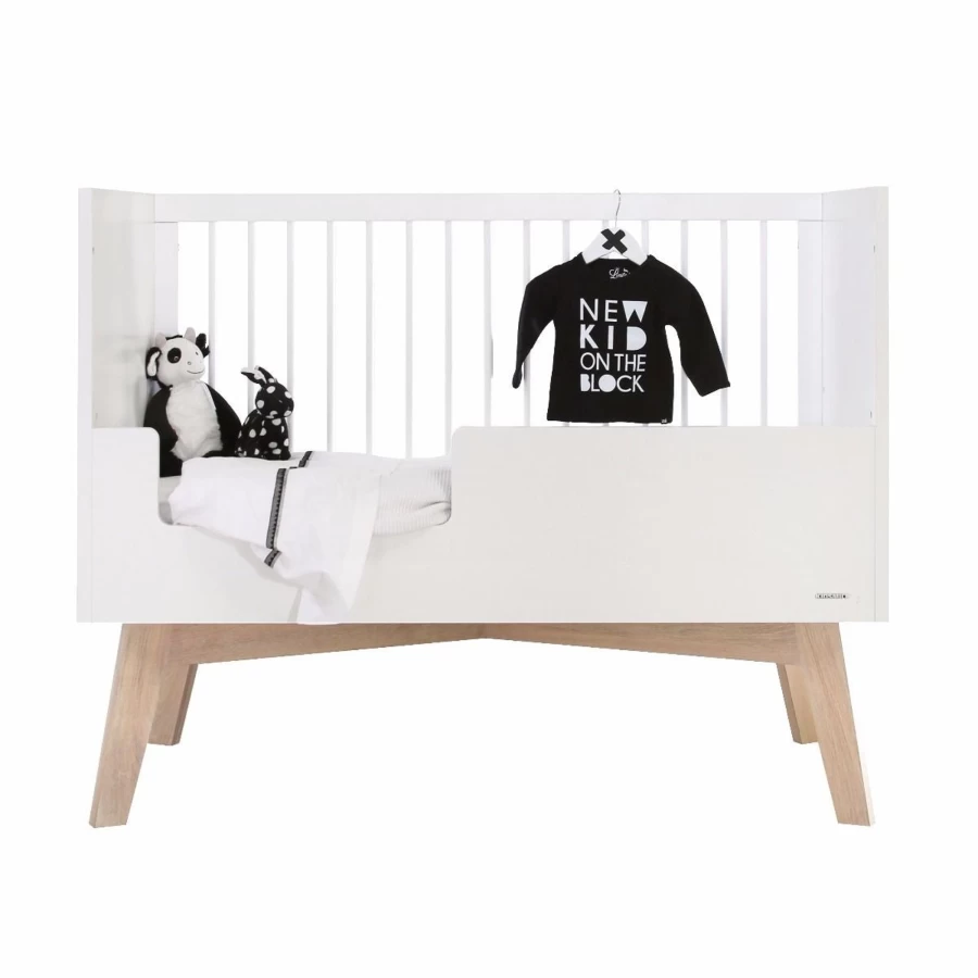 Kidsmill Oak Sixties Cot Bed 120x60cm - Vintage Style Children's Bed