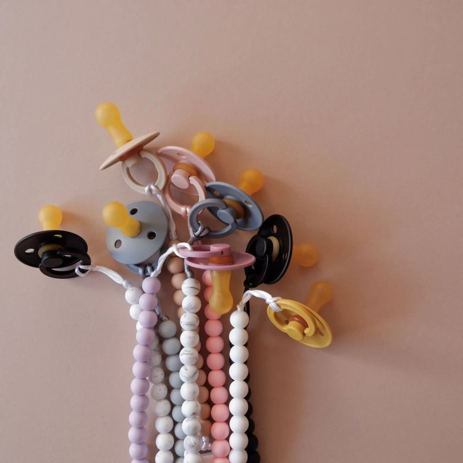 Gnash Silo Paci Clip - Secure and Stylish Pacifier Holder for Babies