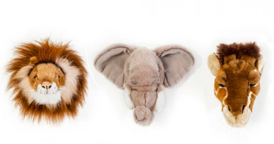 "Wild & Soft Safari Wall Trophy Gift Box – Unique Animal-Themed Decor & Present"