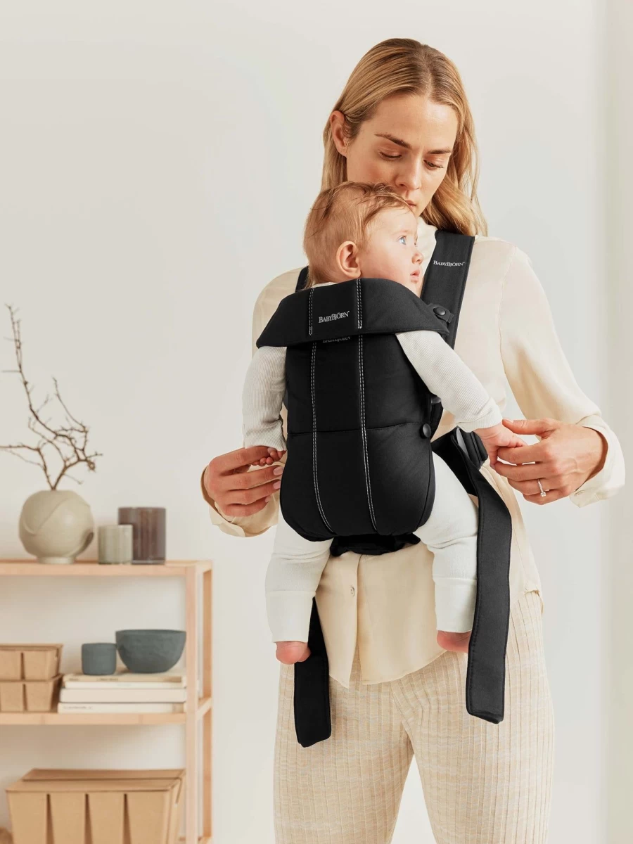 BabyBjörn Mini Baby Carrier - Soft Cotton Infant Sling for Newborns & Toddlers, Ergonomic & Lightweight