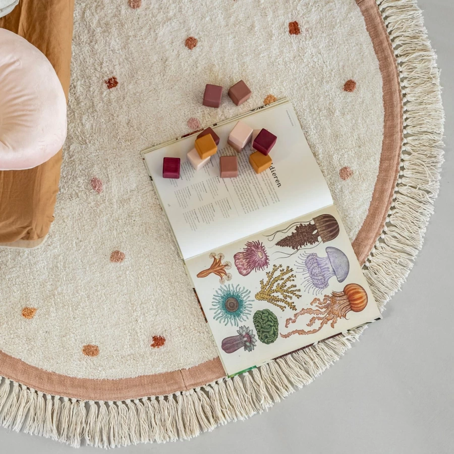 "Tapis Petit Valerie Handmade Rug 130x130 cm - Soft Vintage Design for Living Room & Bedroom"