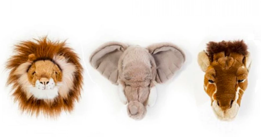 "Wild & Soft Safari Wall Trophy Gift Box – Unique Animal-Themed Decor & Present"